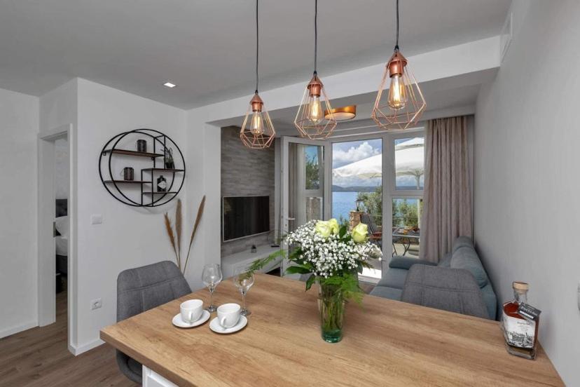 זיווגוסצה Apartman Pelagos מראה חיצוני תמונה